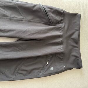 Women’s Black Athletic Pant